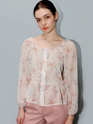 Flower Off Shoulder Top_White - DAMAGE MNEMONIC - Modalova