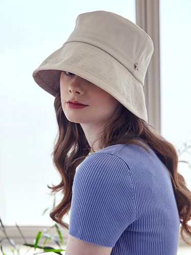 Basic Cotton Bucket Hat - Beige - ELKE BLOEM - Modalova