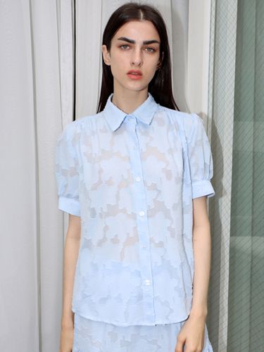 Cloud Shirred Blouse_Blue - DAMAGE MNEMONIC - Modalova