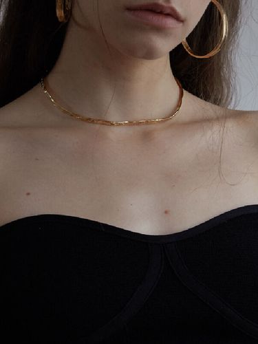 Loa Chocker Necklace - MONDAM - Modalova