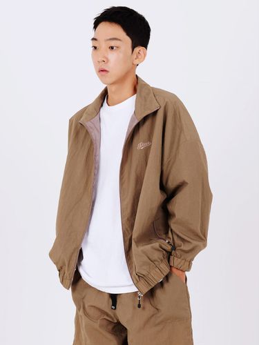 Nylon Track Jacket Khaki Olive - PIECEMAKER - Modalova