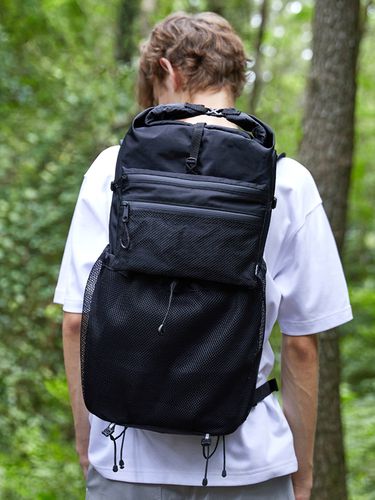 Mountain Adventure Hiker Roll Top Bag _Solid Black - Fluke - Modalova