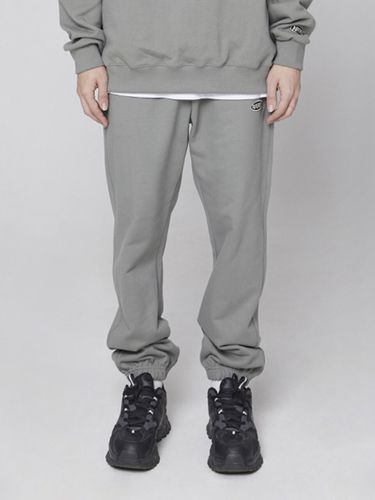 Heavy Basic Jogger Pants Khaki - PaperBoy - Modalova