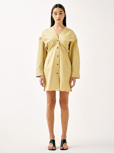 Button V-Neck Mini Dress_Yellow - SIGREAT - Modalova