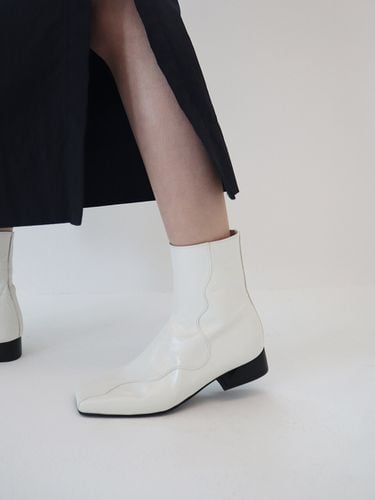 Mare ankle boots - lily white - cahaya - Modalova