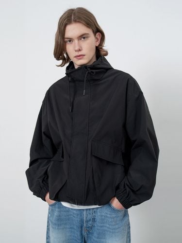 Utility Hooded Jacket Black - V2 - Modalova