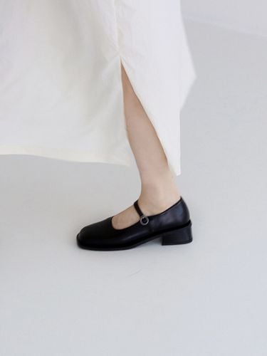 Osq Maryjane Shoes_Black - MOL:pin - Modalova