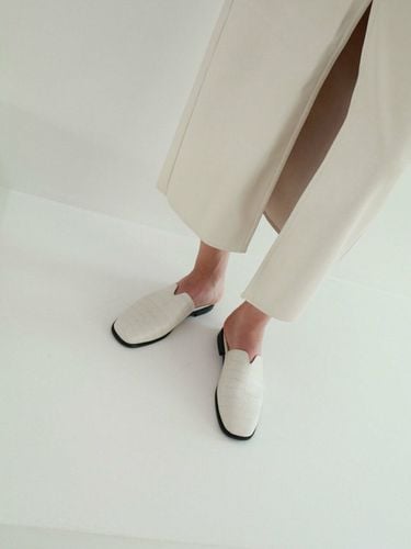 V-Cut Mules - Croco White - 23.5 - Modalova