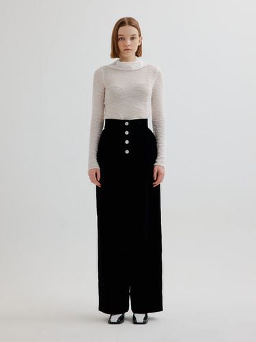 TELLER High Rise Wide Pants with Contrasting Buttons () - EENK - Modalova