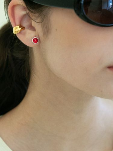 Ruby Red Post Earrings - nuavo - Modalova