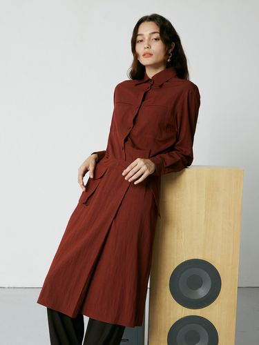 U1F0O601/24] Flap Pocket Long Shirt Dress_Red - UNTOLD LABEL - Modalova