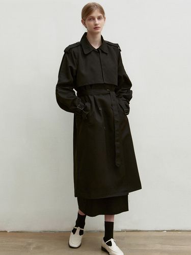 Oversized Double Trench Coat () - NICK&NICOLE - Modalova