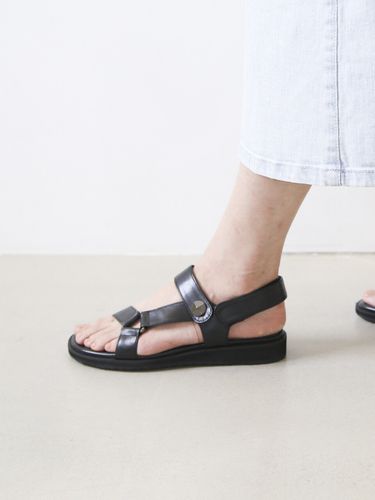 HJ210081 Strap Sandal - Hailey - Modalova