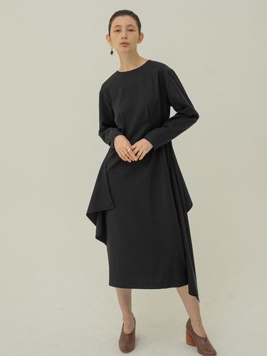 Pleated Waist Dress (Navy) - Nouve - Modalova