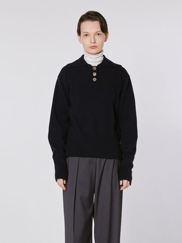 TOF Sailor Collar Cashmere Knit_Dark Navy - MOHAN - Modalova