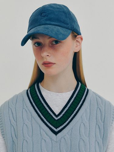 Corduroy Ball Cap (Blue) - CLOVE - Modalova