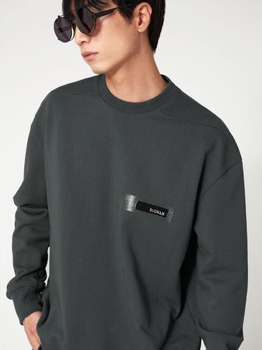 D.GNAK LIMITED] Signature Logo Sweatshirt _ - DGNAK12 - Modalova