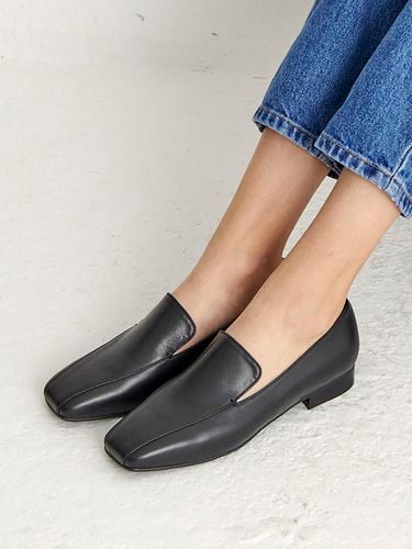 Square Flat Loafers - Black - NONETHELESS - Modalova