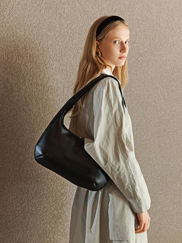 Sac de Siege Large Shoulder Bag - LOEUVRE - Modalova