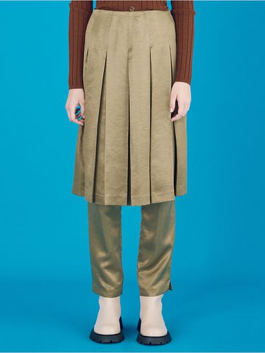 Pleats Skirt Pants (Khaki) - WNDERKAMMER - Modalova