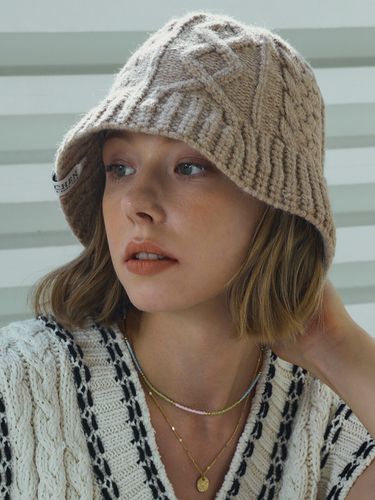 Cable Knit Hat_4color - Marchen - Modalova