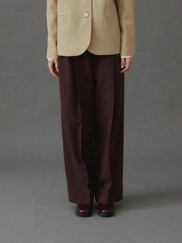 Linda Two-Tuck Wide Pants_Dark Brown - ahwe - Modalova