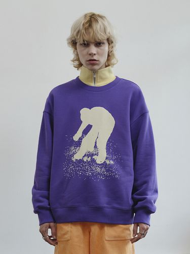 Shadow Graphic Sweatshirt Purple - YOUNGOH - Modalova