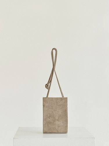 Egg bag_Suede Taupe - autt - Modalova