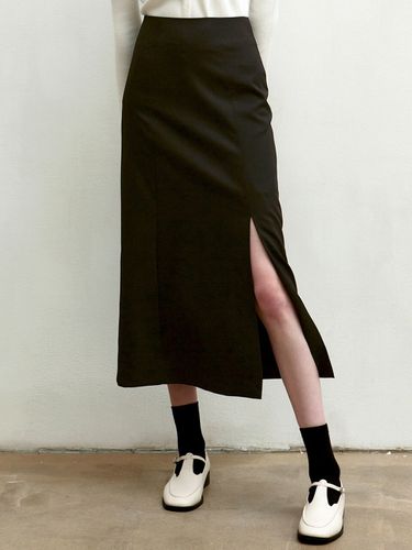 H-Line Slit Skirt_Black - NICK&NICOLE - Modalova