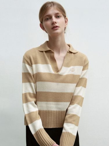 Open Collar Stripe Knit - NICK&NICOLE - Modalova