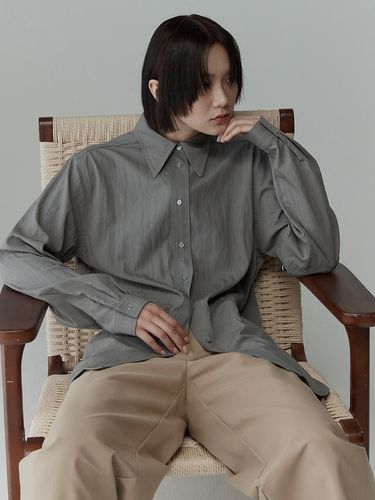 Point Collar Long Sleeved Shirt - RE RHEE - Modalova