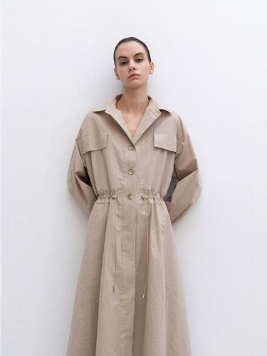 Relaxed String Trench Dress - RE RHEE - Modalova