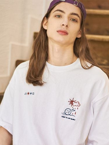 Nice Weather Embroidery Half Sleeve T-shirt - CPGN - Modalova