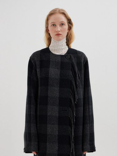 TERESA Long Fringe Check Coat With Muffler_Dark Grey Check - EENK - Modalova