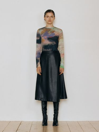 Vegan Leather Wrap Skirt_Black - LEUNI - Modalova