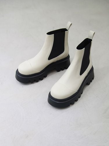 Lucas Chelsea Short Boots_Cream - blanc sur blanc - Modalova