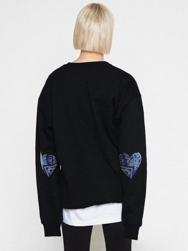 UNISEX] Elbow Paisley Heart Sweatshirt _ 6 Color - GRAVER - Modalova