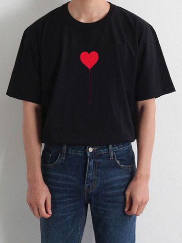 Unisex] Heart Balloon Tongs Short Sleeve T-shirt - GRAVER - Modalova