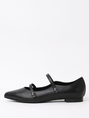 Becca Wave Flat _ Black - MARYRINGO - Modalova