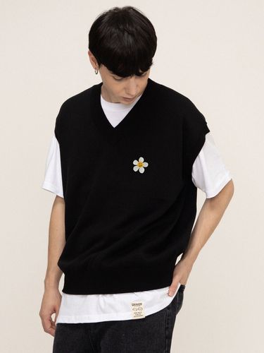 UNISEX]Flower Dot Embroidery Knit Vest () - GRAVER - Modalova