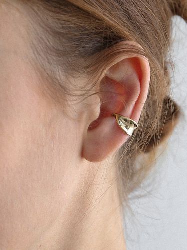 Simple Bend Ear Cuff Earring - LAZYDAWN - Modalova