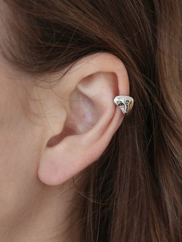 Chunky Point Ear Cuff Earring - LAZYDAWN - Modalova