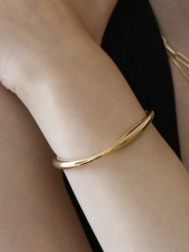 Flow Bone Bangle - LAZYDAWN - Modalova