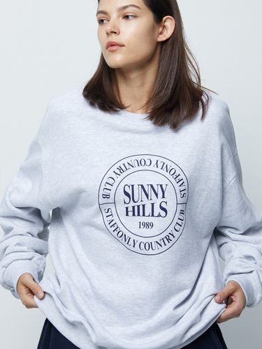 Sunny Hills Logo Sweatshirt _ - STAFFONLY - Modalova