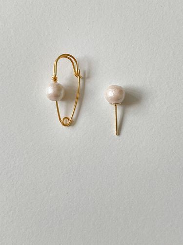 Pearl gold Ear clip - nuavo - Modalova