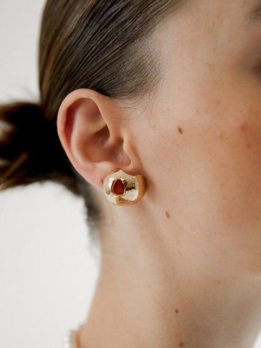 Hole Earring_Gold - MIDNIGHT MOMENT - Modalova