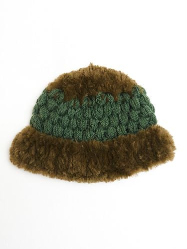 Carpeted Furry Hat_Khaki - MISU A BARBE - Modalova