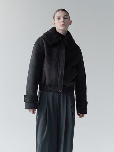 Cropped Shearling Jacket - RE RHEE - Modalova