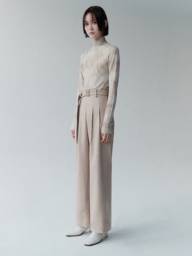 Belted Wide Leg Trousers_Beige - RE RHEE - Modalova