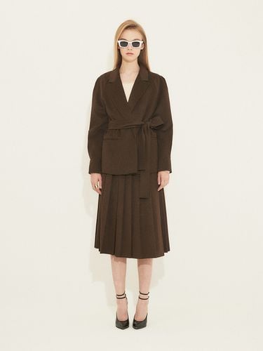 Puff Shoulder Belted Jacket 001_Brown - MUDIDI - Modalova